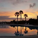 Hotell Antica Masseria Li Sauli 3*