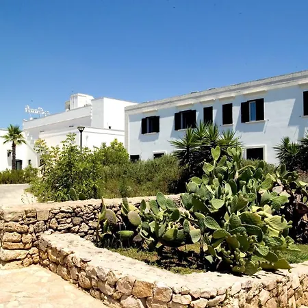 Antica Masseria Li Sauli Hotell 3*