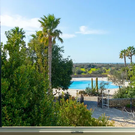 Otel Antica Masseria Li Sauli 3*
